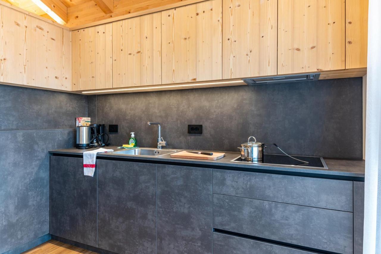 Les Ciases Chalets Dolomites Apt 3 San Vigilio Di Marebbe Exterior photo